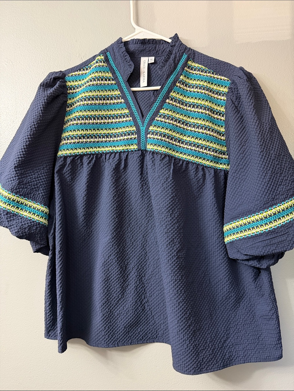 Grace + Karma Navy Blue Seersucker Embroidered Puff Sleeve Blouse Womens 1x